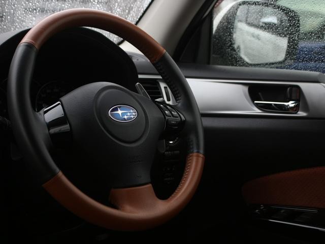 0520046A30260911W00614.jpg