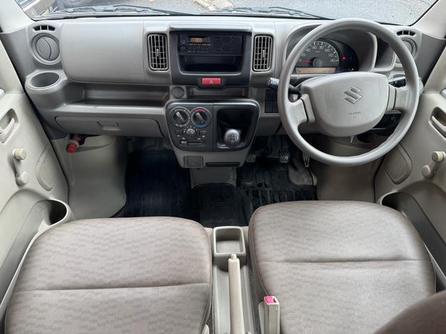 0504196A30251221W00106.jpg