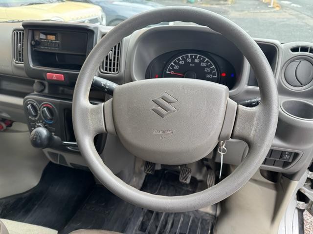 0504196A30251221W00107.jpg