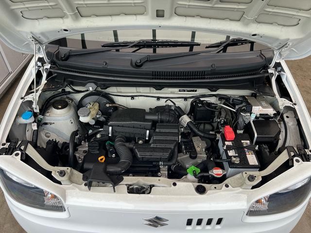 0541468A30260430W00115.jpg
