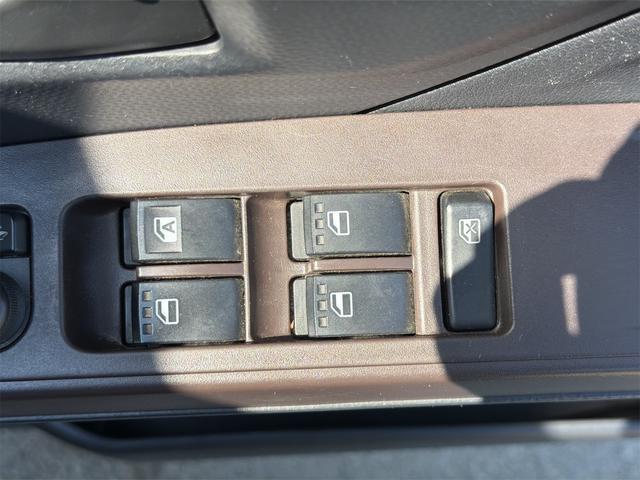 0541891A30260522W00210.jpg