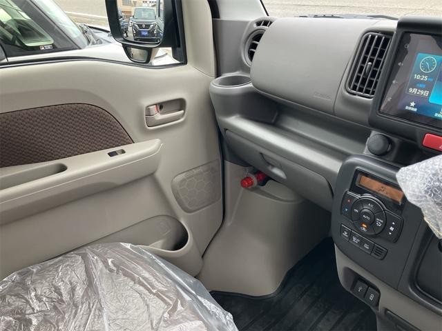 0900220A30260929W00817.jpg