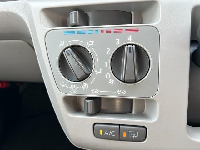 0404527A30260823W00118.jpg