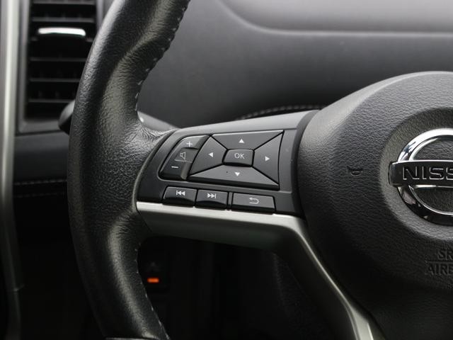 0520046A30261003W00519.jpg