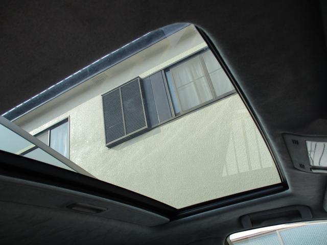 0511210A30260620W00104.jpg