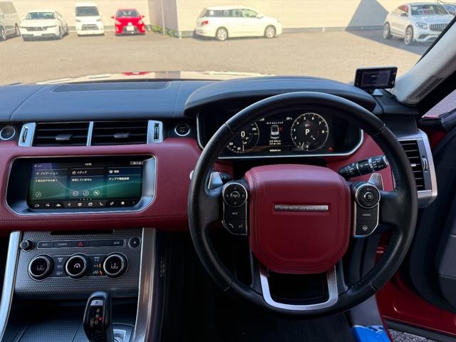 0505056A30260808W00118.jpg