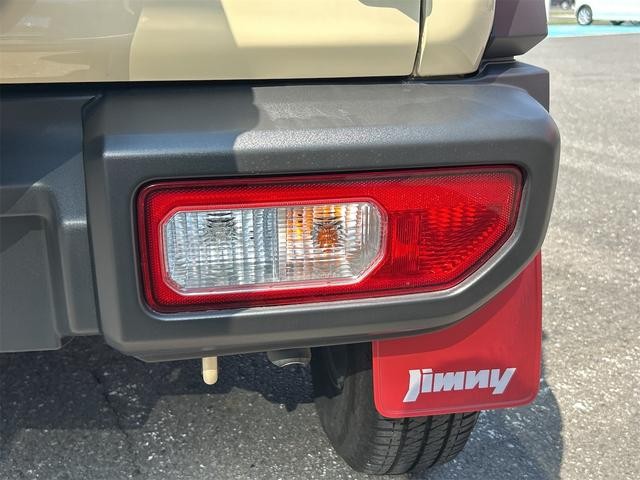 0404544A30260826W00718.jpg