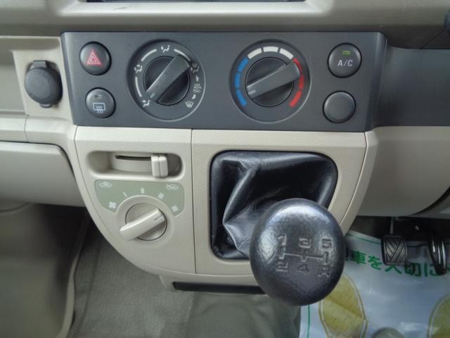 0701567A30260810W00217.jpg