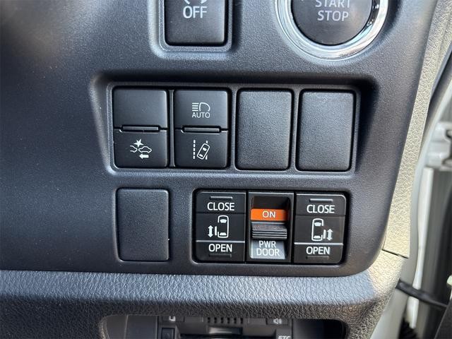 0702900A30261001W00613.jpg