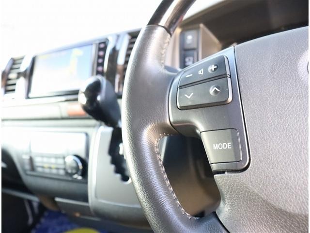 0501938A20261012G00417.jpg
