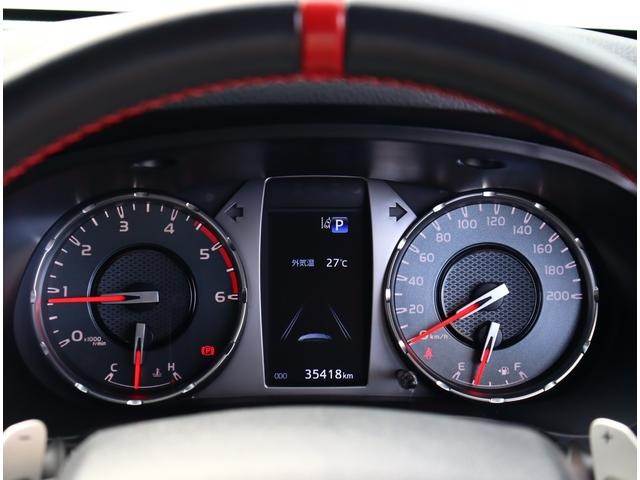 0551544A30261012W00113.jpg