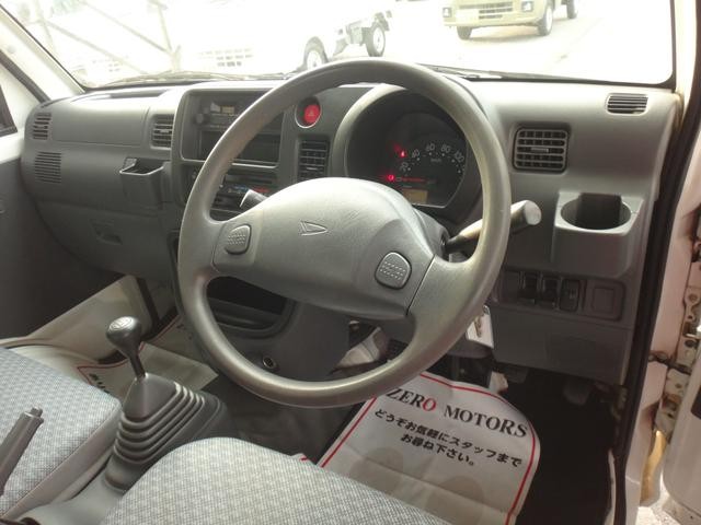 0509025A30260718W00402.jpg