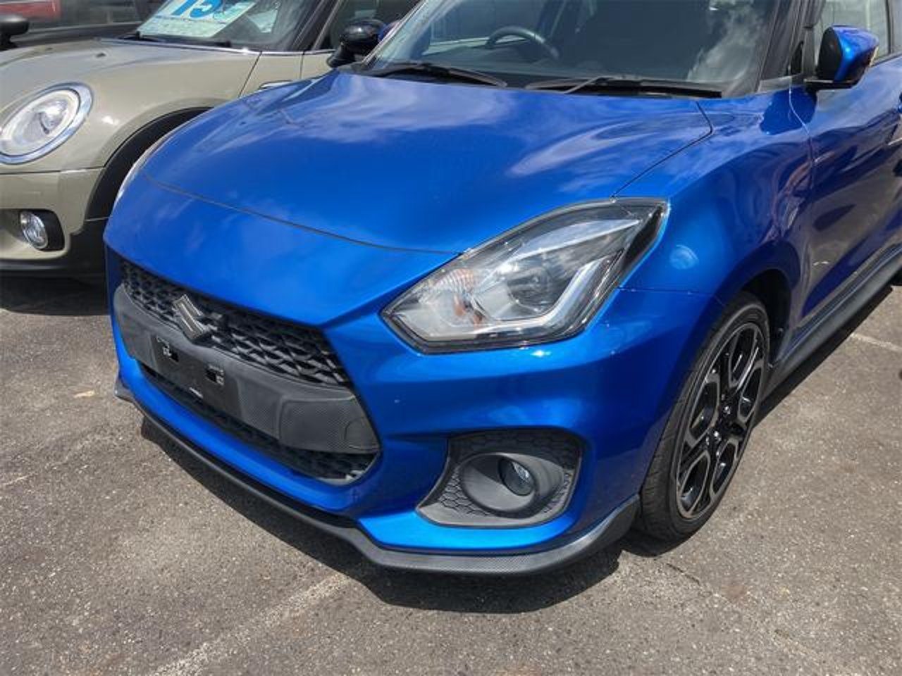 2019 Suzuki Swift, photo 1 of 1