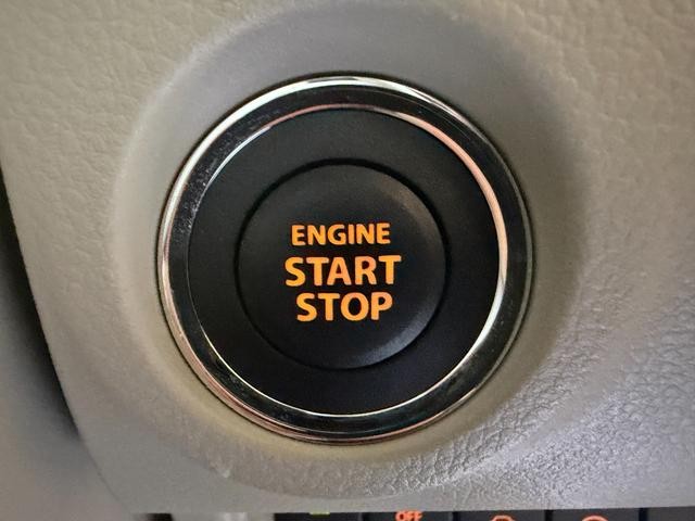 0302448A30260730W00111.jpg