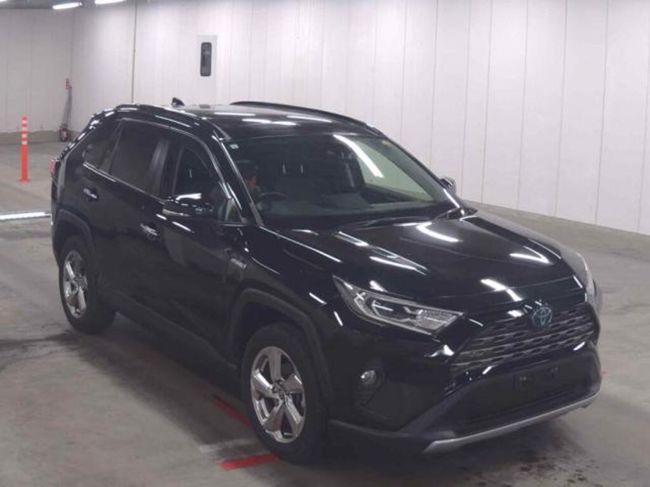 2019 Toyota Rav4, photo 1 of 1
