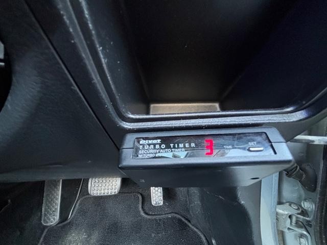0700199A30261004W00216.jpg