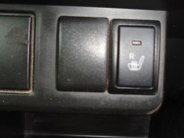 0403392A30260613W00219.jpg