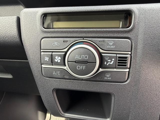 0500054A30260823W00204.jpg