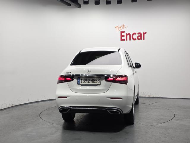 fca41a2701b1099cf16ce5a20bdb8521.jpeg