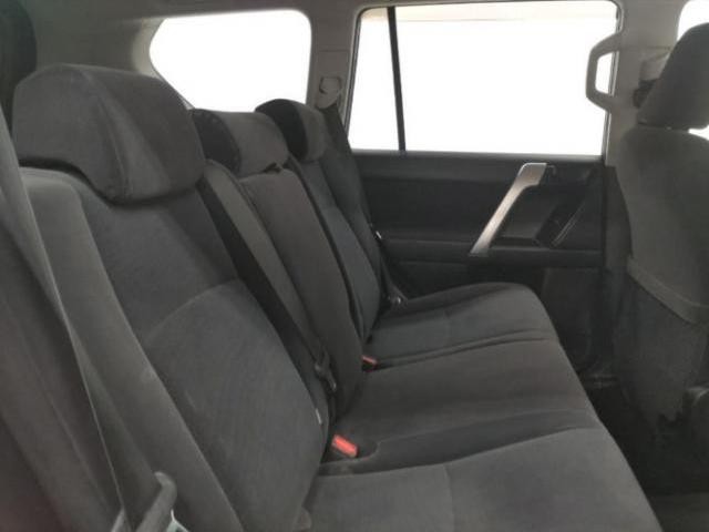 26751822_carP_l_13.jpg