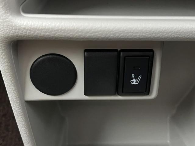0551628A30260430W00117.jpg