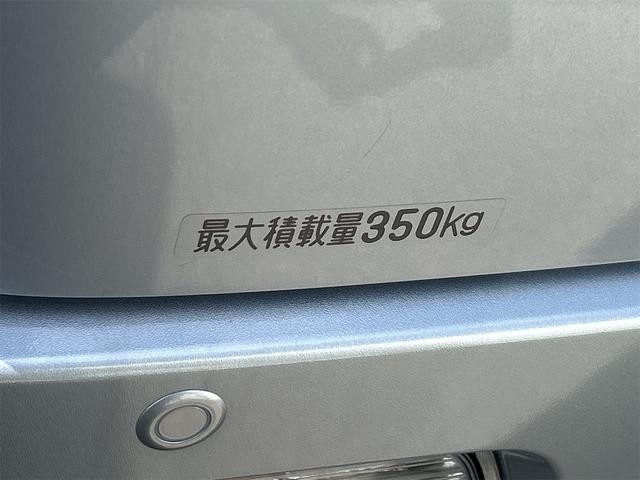 0403509A30260916W00118.jpg