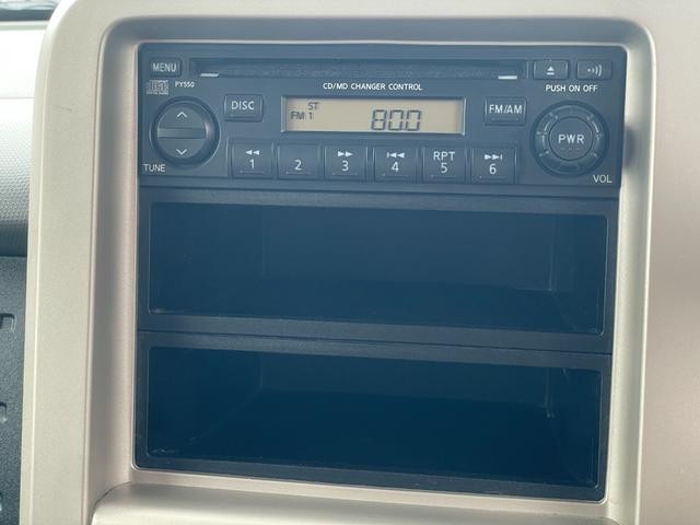 0551436A30260510W00113.jpg