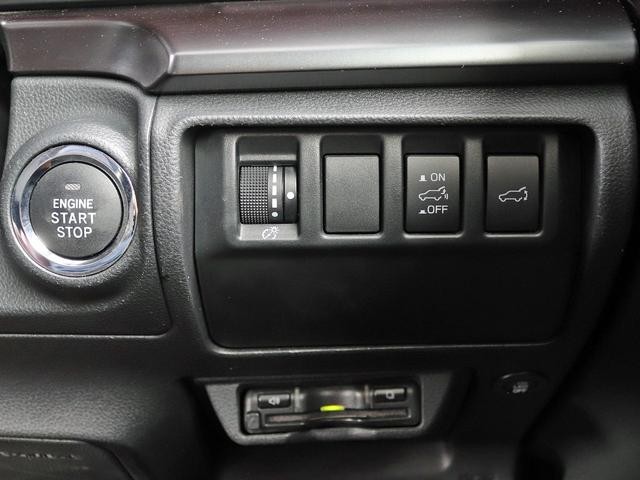 0301983A30260711W00210.jpg