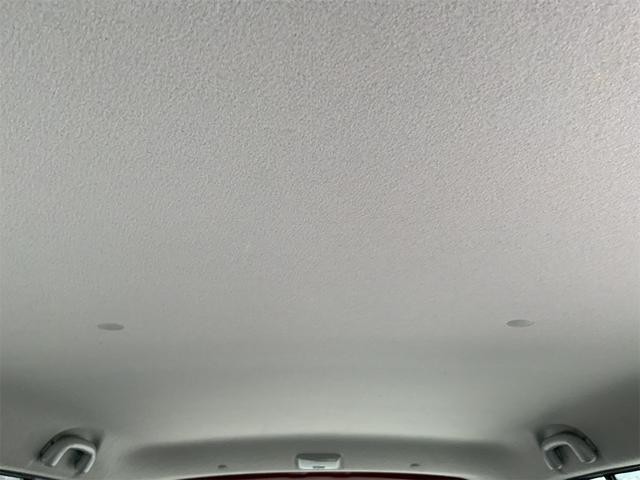 0561155A30260828W00311.jpg