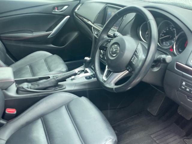 0551463A30260520W00216.jpg