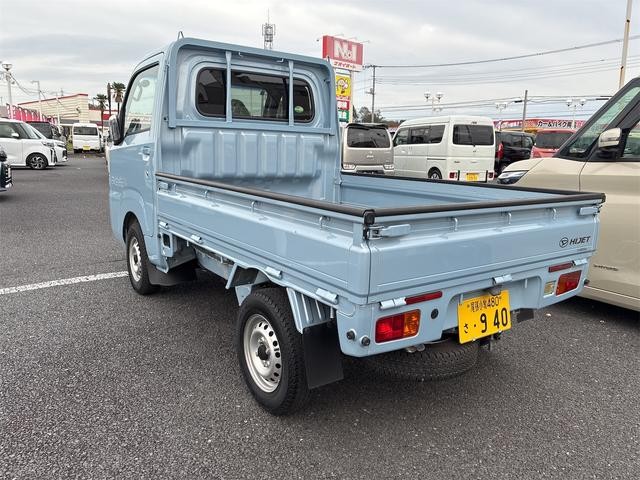 0403498A30261006W01003.jpg