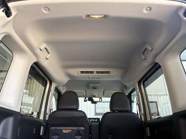 0704150A30261023W00113.jpg
