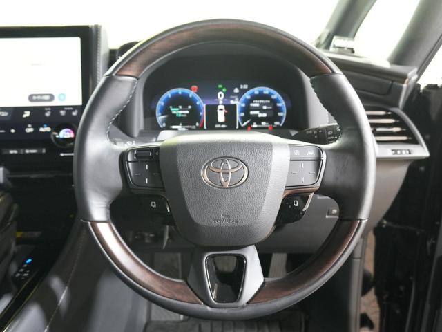 0561237A30260907W00107.jpg