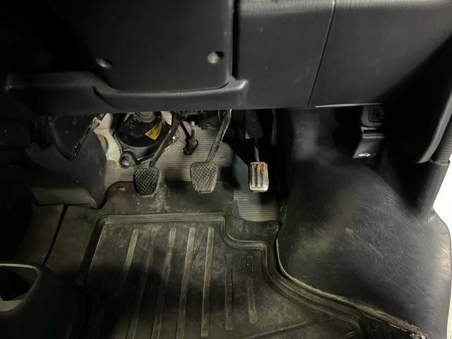 0710163A30261012W00117.jpg
