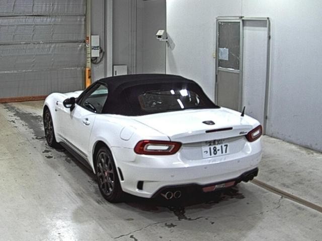 26266405_carP_l_3.jpg