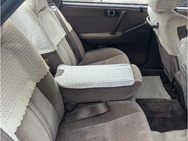 9572622A30241102W00119.jpg