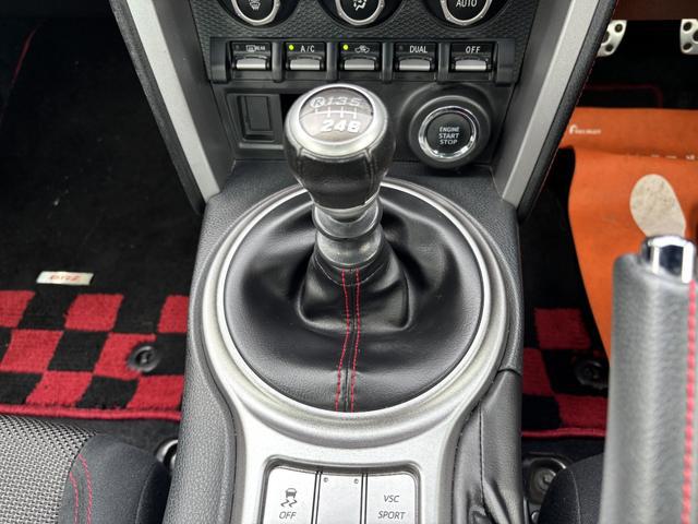 0520020A30260628W00210.jpg