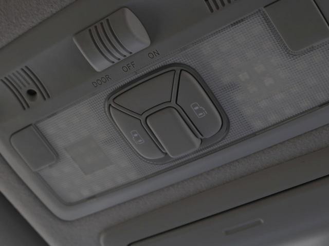 0509625A30260404W01015.jpg