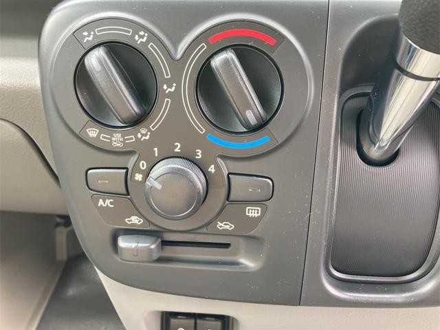 0207701A30260915W00409.jpg