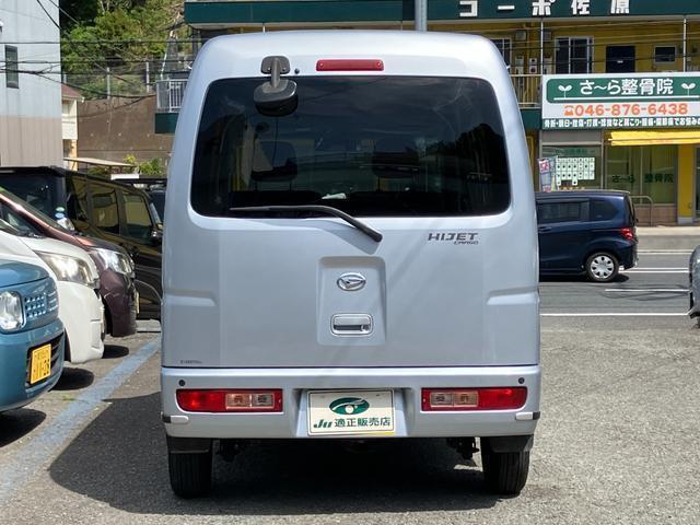 23498008_carP_l_17.jpg