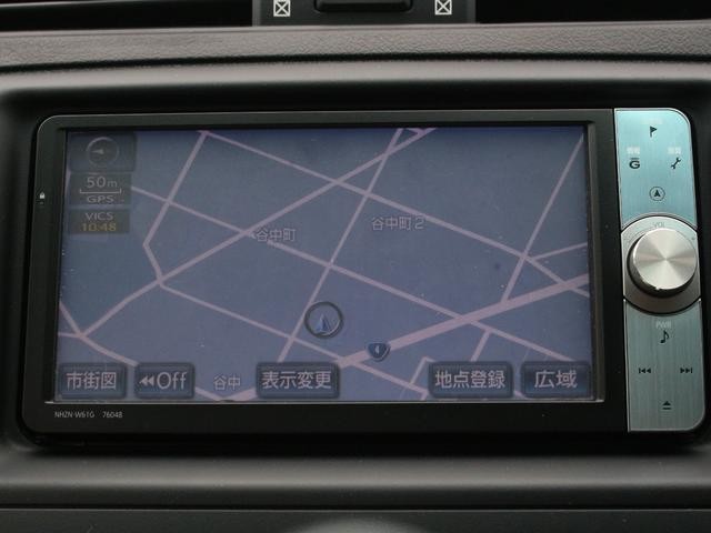 0520046A30260911W00113.jpg