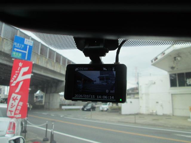 0707495A30260315W00116.jpg