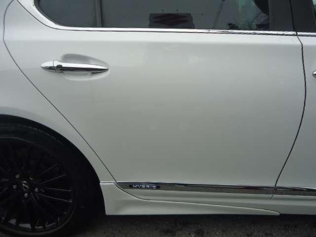 25043626_carP_l_6.jpg