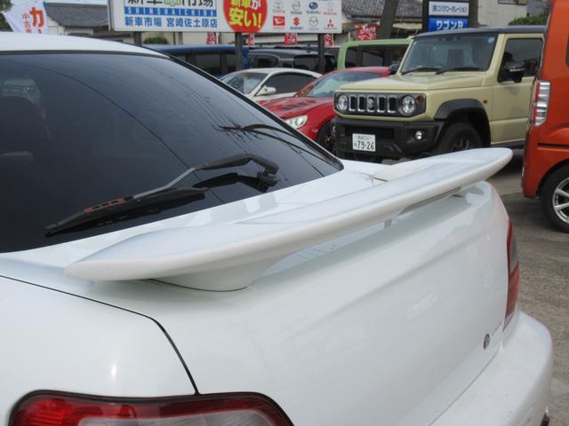 0840074A30260509W00111.jpg