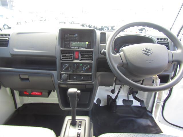 0510272A30260508W00115.jpg