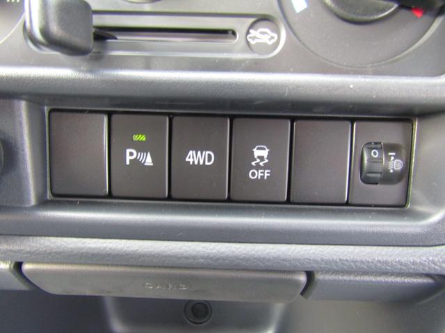 0510272A30260508W00719.jpg