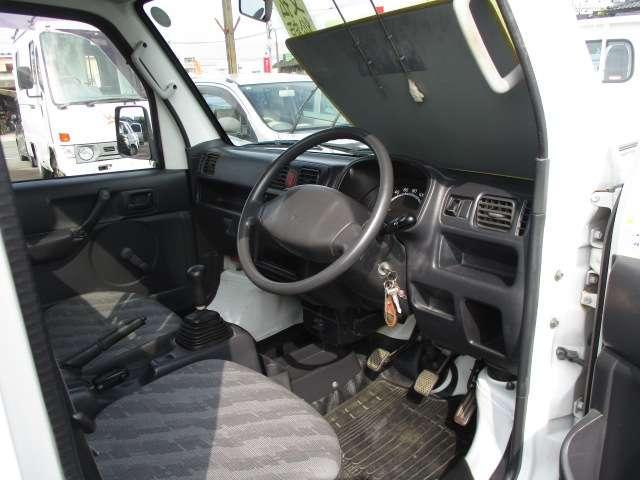 0840207A30260525W00214.jpg