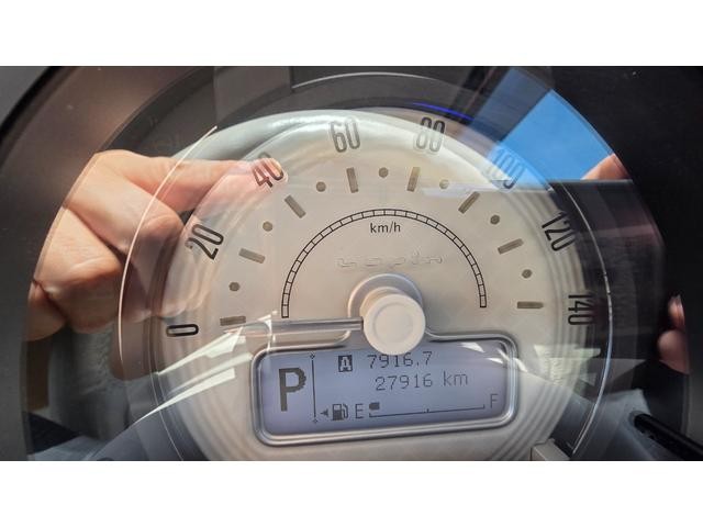 1160037A30261002W00117.jpg