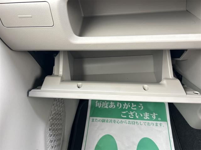 0403499A30260908W01710.jpg
