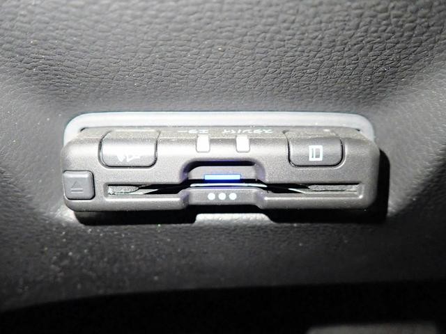 0201190A30261016W00105.jpg